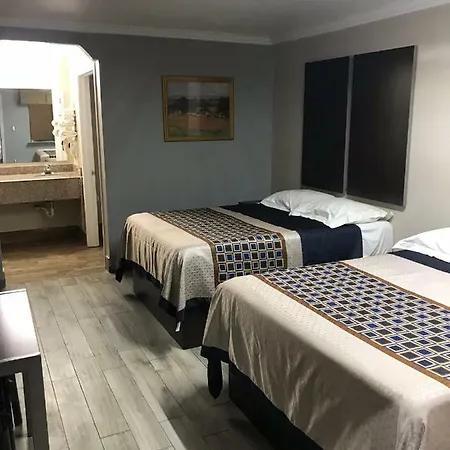 Southtown S.A. Inn
